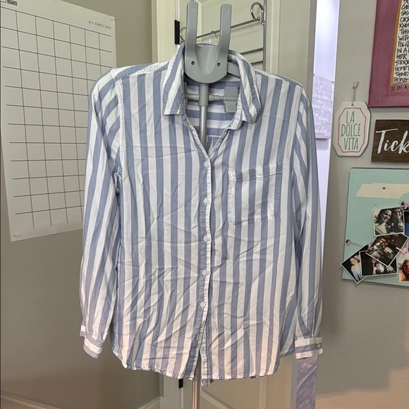 beachlunchlounge Blue and White Striped Button Down Shirt - Picture 1 of 10